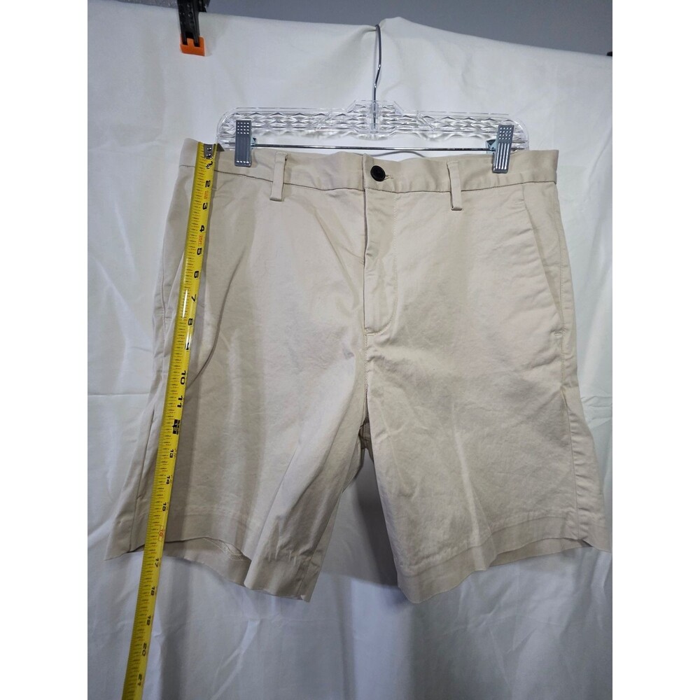 H&M Mens Khaki Chino Shorts Regular Fit US 32 Beige Pleated Pockets 32 - Picture 2 of 5